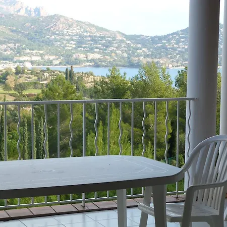 Azzurra Immo: Le Hameau Cap Esterel Saint-Raphaël